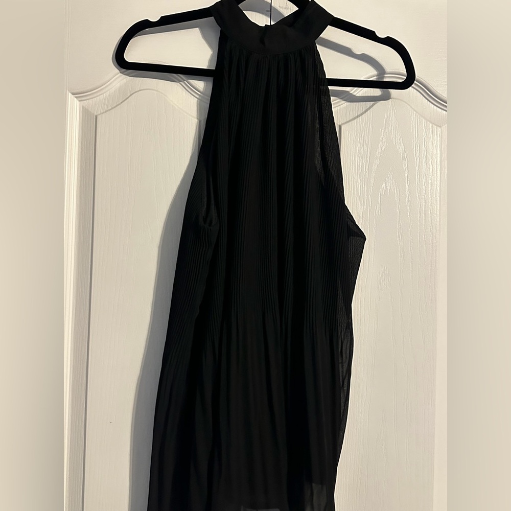Women’s Black Sleeveless Top
